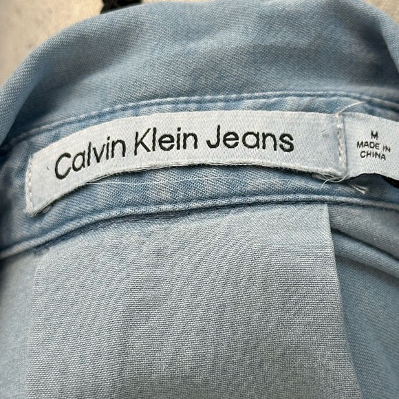 Calvin Klein Jeans Short Sleeve Collared Button Down Shirt - Light Blue - size M - Picture 6 of 12